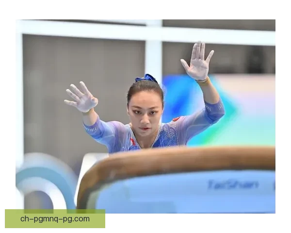 全国体操邀请赛盛大举行,选手精彩表演吸引无数观众眼球 全国体操邀请赛盛大举行,选手精彩表演吸引无数观众眼球