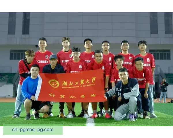 摔跤盛事：力争完美，拼搏斗志！